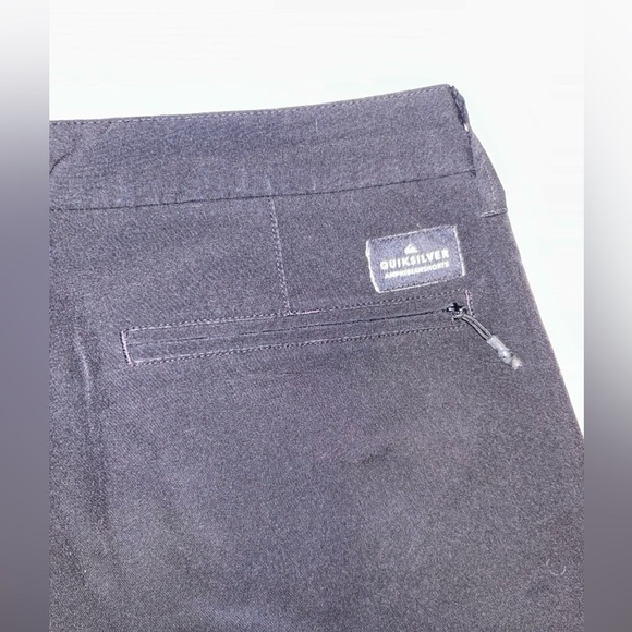 Quiksilver Amphibious Shorts. Size 32 - Picture 7 of 7